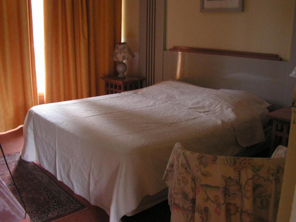 Brit Hotel Du Laca - Capvern Room photo